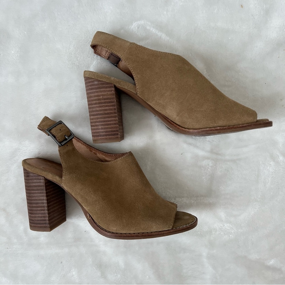 Madewell Cary Block Heel Sandals 8 suede tan comfortable cute buckle fall